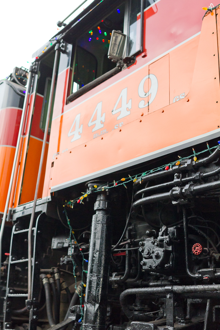 December 04, 2010 - The Holiday Express train ride in Portland - real steam-engine (oil-fired)